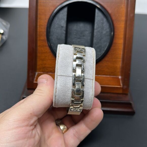 Rumours mother of pearl watch with mesh band - Picture 3 of 3